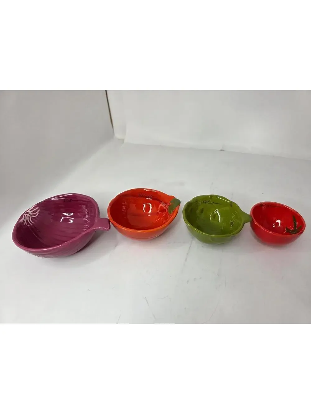 World Market Veggie Themed Ceramic Measuring Cup 4 pc.